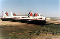 The Princess Anne (GH-2007) departing Dover hoverport
